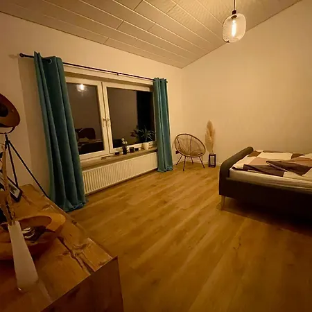 Modernes Haus Mit Wintergarten Prázdninový dům
